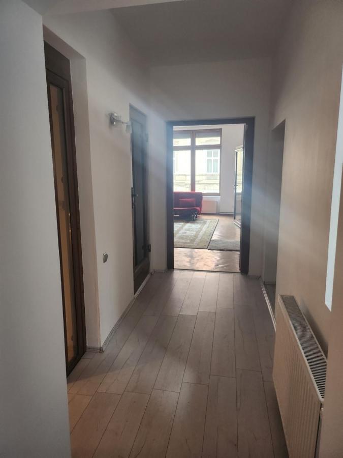 A&L House Apartamento Braşov Exterior foto